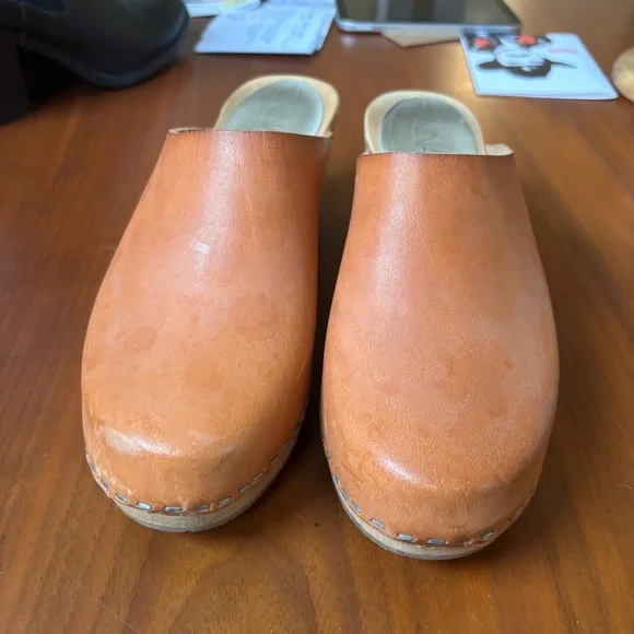 Orange Women's Shoes - Picture 2 of 6